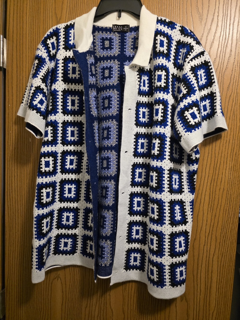 Boohoo Mens Blue White and Black Geometric Knit Polo
